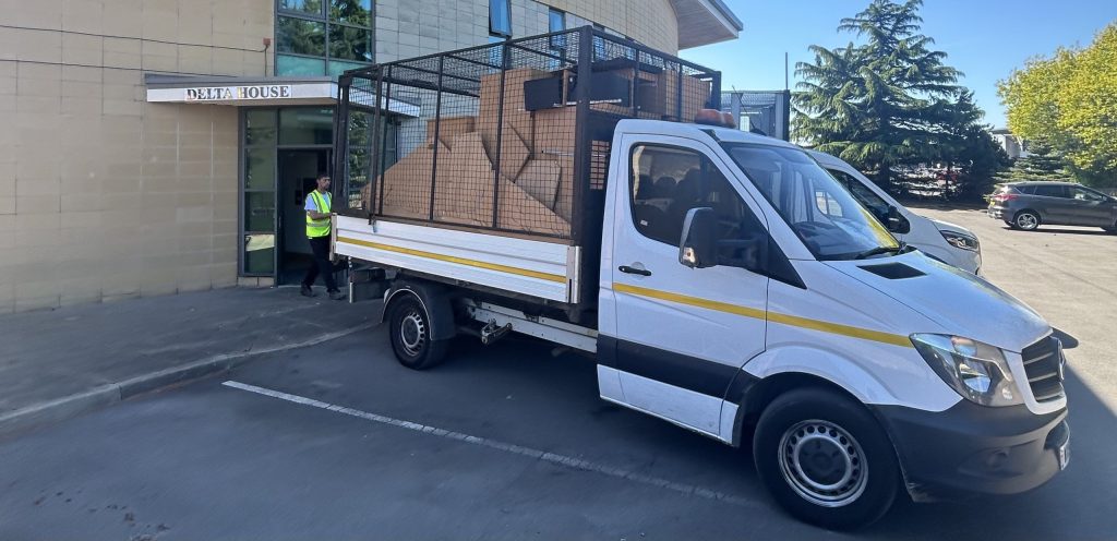 Our St helens Commercial Waste collection teams provide comprehensive coverage across the entire borough of St Helens and also its surrounding districts, including