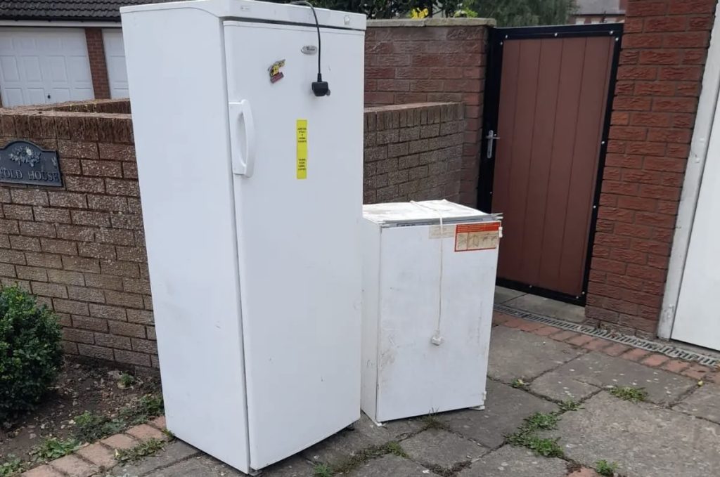 A picture of a regular and undercounter fridge that the Rubbish Removers cleared.