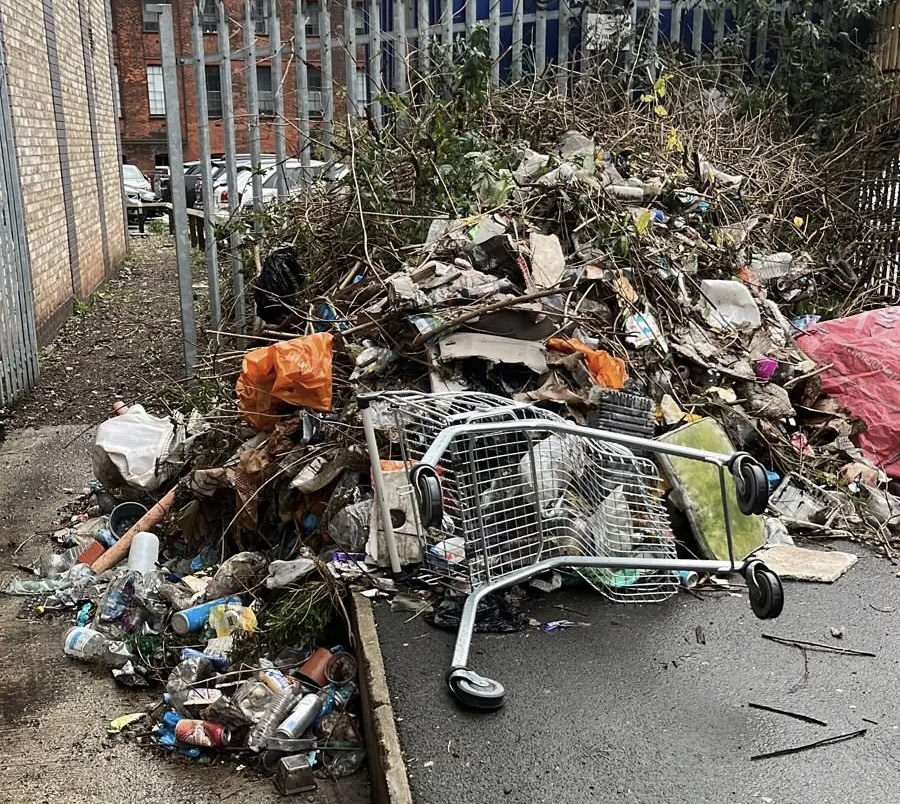 A photo of a large pile of waste cleared by the Rubbish Removers.